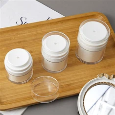 Loftlaus snyrtivöruílát